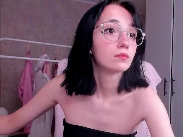 Freechat Dark-Willlow on BongaCams