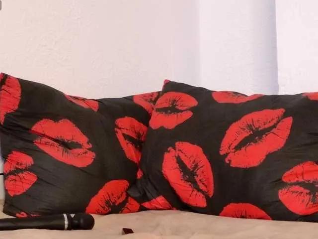 Offline DarkMonika on BongaCams