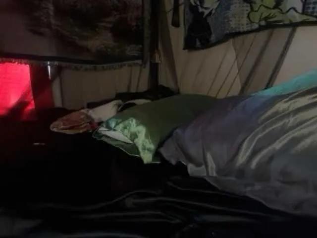 Freechat DelightfulDark on BongaCams