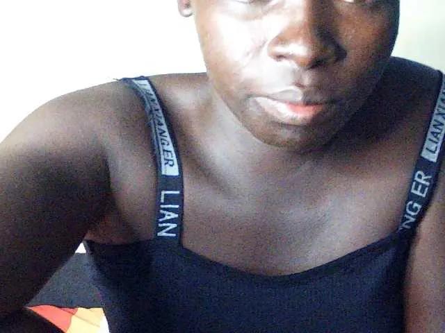 Freechat DivineAssGoddess on BongaCams