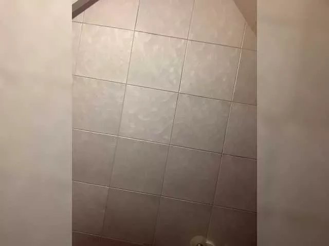 Offline DixonYSexy on BongaCams