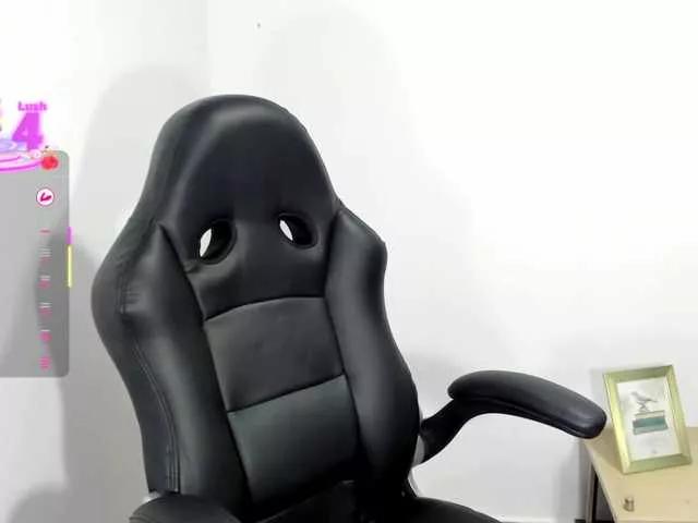 Offline Donna-Cherry on BongaCams