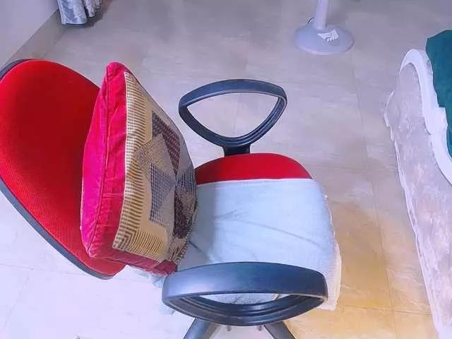 Freechat drinkmyjuic on BongaCams