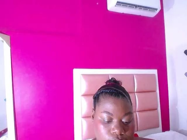 Offline ebony-suggarmommy on BongaCams