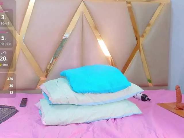 Offline ebonyadiction on BongaCams