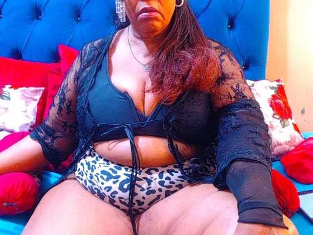 Freechat Ebonycandy10 on BongaCams