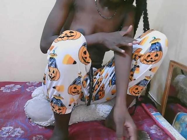 Offline ebonylee on BongaCams