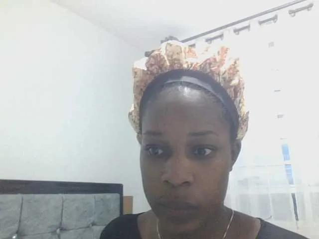 Ebonylizzy on BongaCams