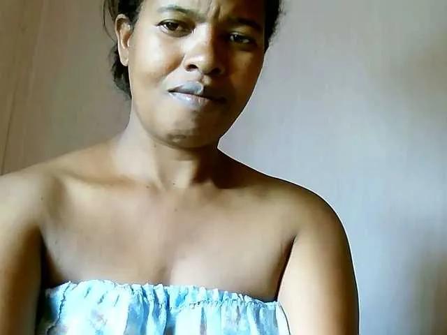 Offline Edwiga on BongaCams