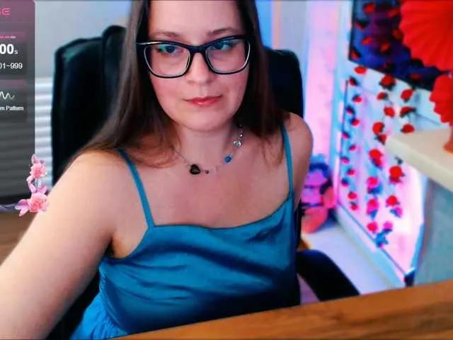 Offline Elizabeth-3 on BongaCams