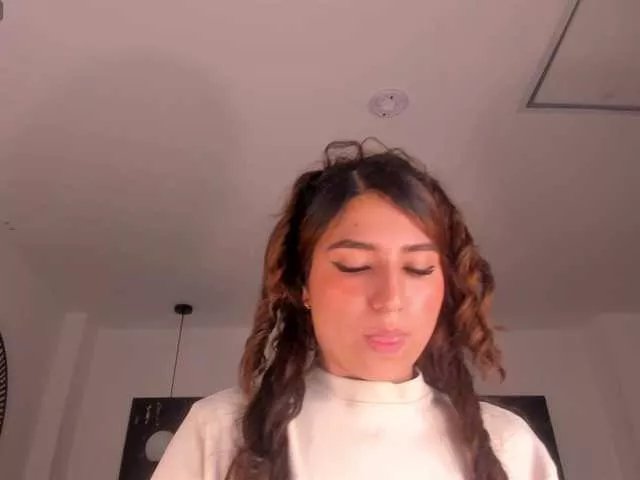 Offline ElizabethDoll on BongaCams