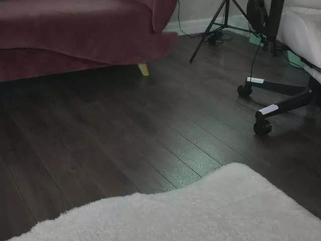 Freechat ellacandy on BongaCams