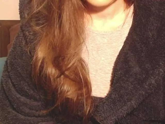 Offline ellaine on BongaCams