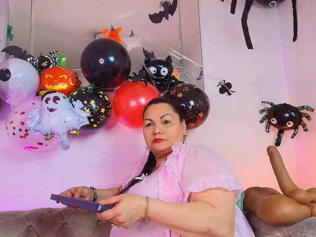 Offline EllenaBoobs on BongaCams