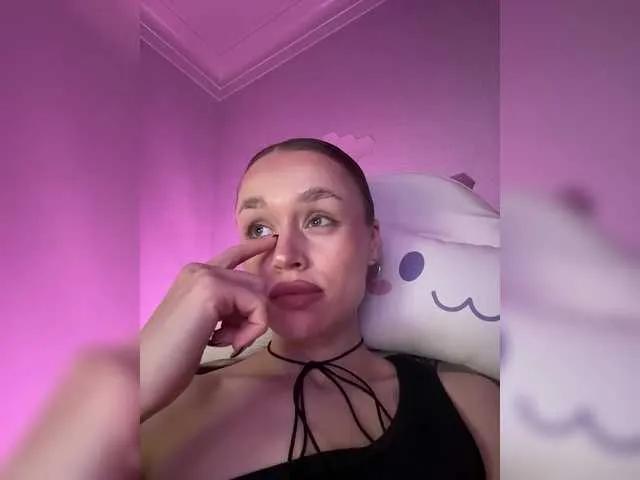 Freechat Enchantix on BongaCams