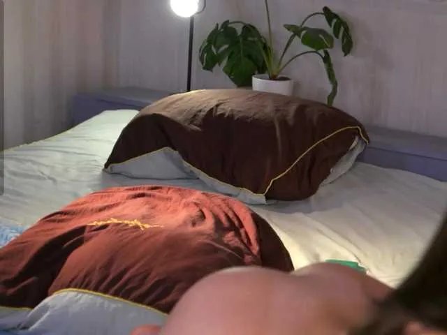 Offline eva-golden on BongaCams