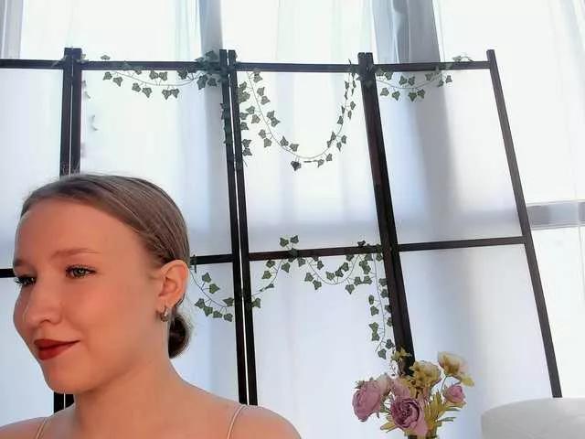 Offline evasweet on BongaCams