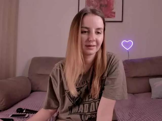 FluffyHat on BongaCams 