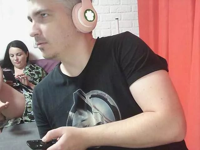 Freechat FreDiamond on BongaCams