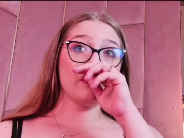 Offline GiaDesire on BongaCams