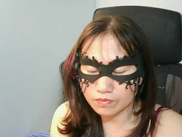 girl30slutty on BongaCams