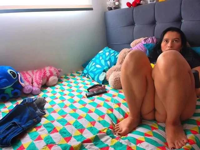 Offline GRACEKELLY9 on BongaCams