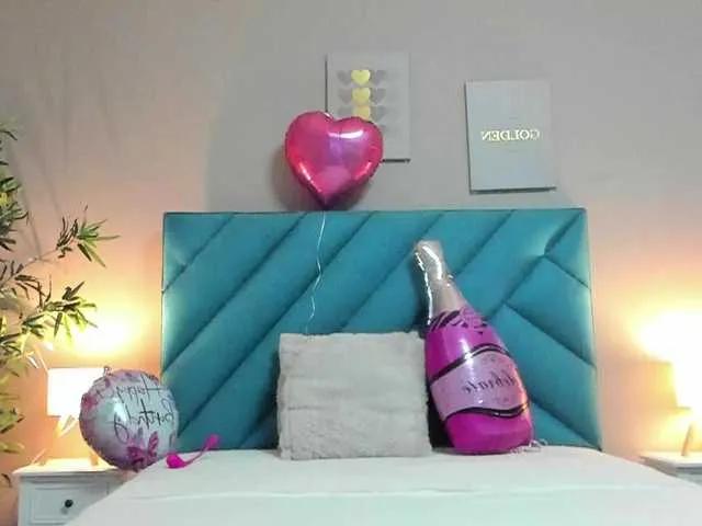 BongaCams HaileyVice is Freechat HaileyVice — dirty talking and my toy vibing my pussy until I squirt