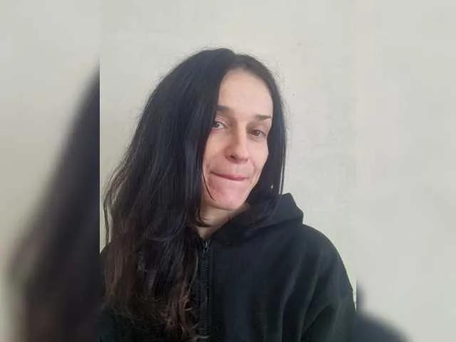 Freechat helenakisss on BongaCams