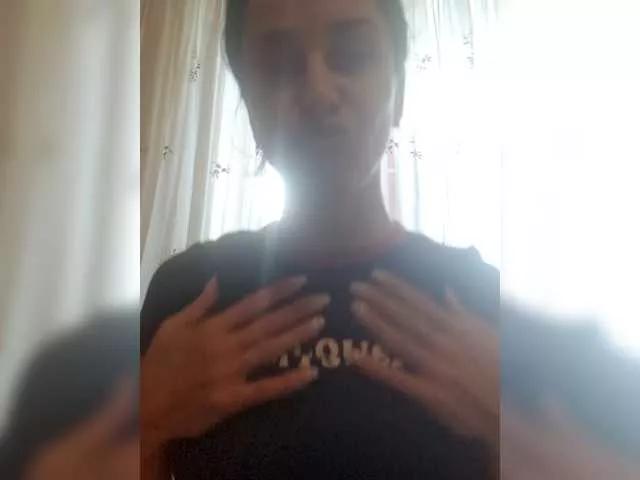 Freechat helenakisss on BongaCams