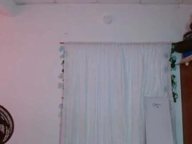 Freechat helenca1980 on BongaCams