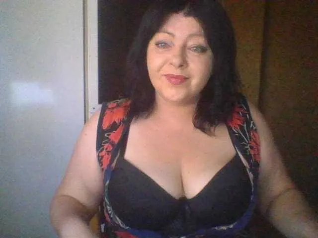 Offline Holly-Molly69 on BongaCams