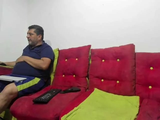 hotandfierylatinos2025 on BongaCams