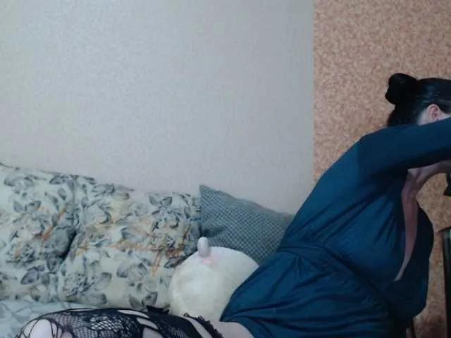 Offline HotDreammm on BongaCams