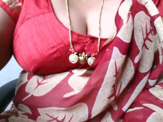 Offline hotpavitra on BongaCams