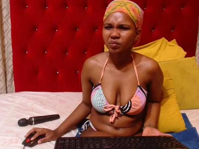 Offline Hotsexyberry21 on BongaCams