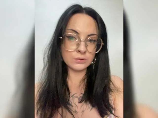 Freechat IlonaSai on BongaCams