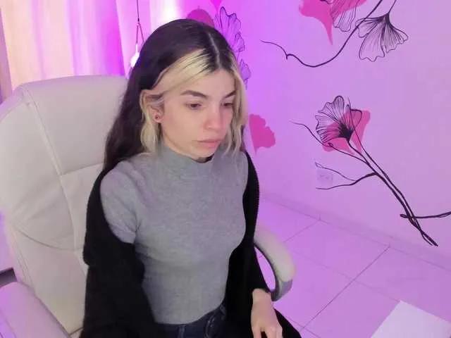 Offline Isabela-Fiorelli on BongaCams