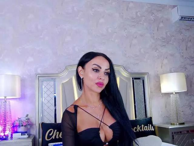 Freechat Issadorra on BongaCams
