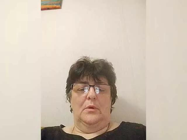 Offline IsXLoves on BongaCams