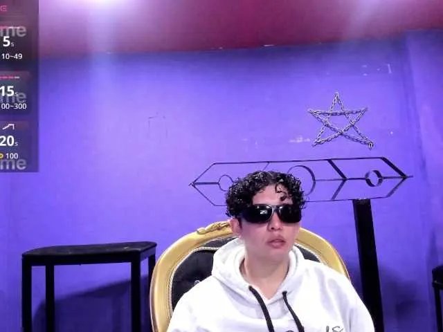 Offline JacksonnScarlett on BongaCams