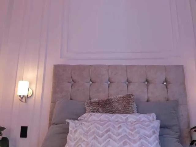 Offline jasmineross on BongaCams