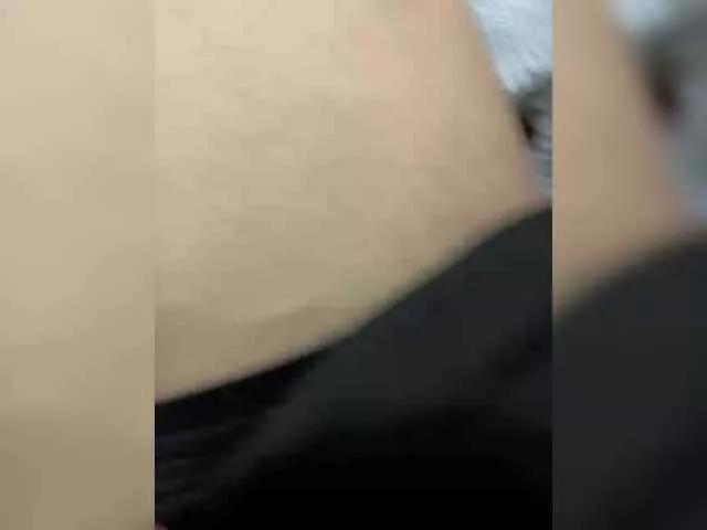 Johnbuddy on BongaCams