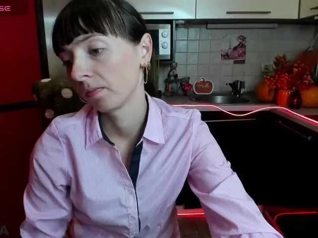 Offline KathelinBrik on BongaCams