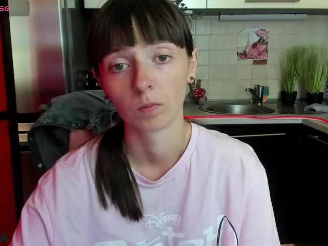 Offline KathelinBrik on BongaCams