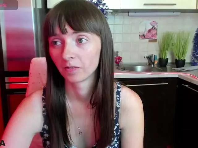 Offline KathelinBrik on BongaCams