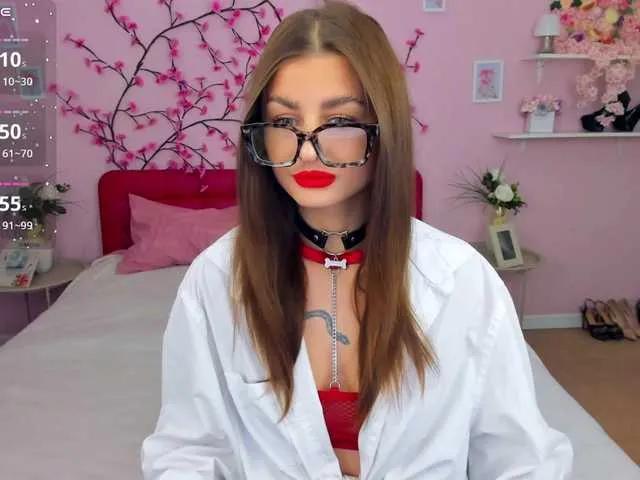 Offline KennaOlsen on BongaCams