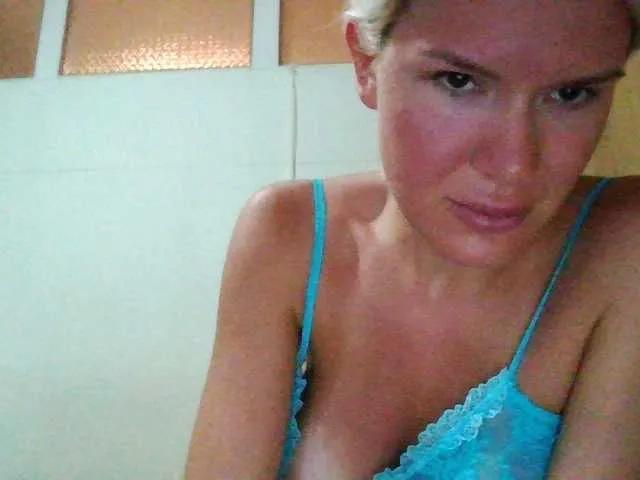 Offline Keylaone on BongaCams