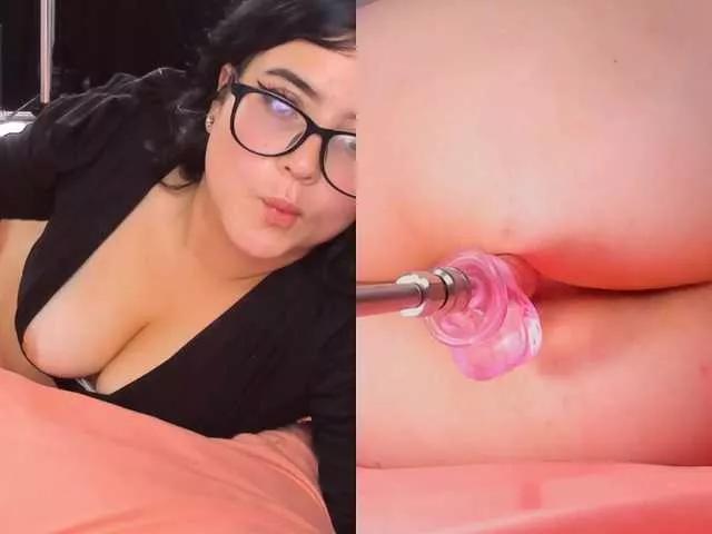 Kinky-cloe on BongaCams