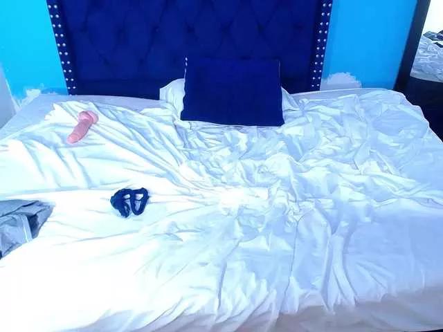 Freechat kinky-redhead18 on BongaCams