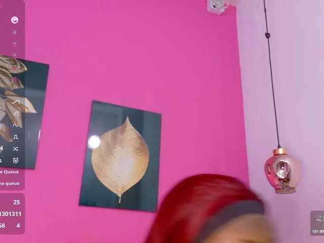 Offline kinkyandsavage on BongaCams